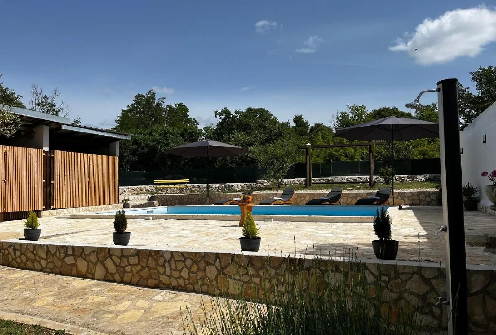 Family Friendly Apartments With A Swimming Pool Radasinovci, Biograd - 22312 Drliceve Kuce 0*,  كرواتيا